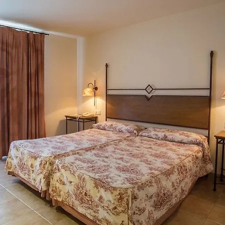 Hotel Sant Jordi Montbrió del Camp