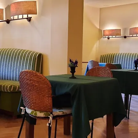 Hotel Sant Jordi Montbrió del Camp