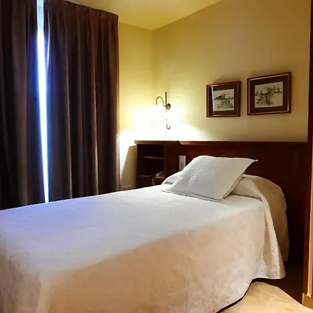 Sant Jordi Hotel Montbrió del Camp